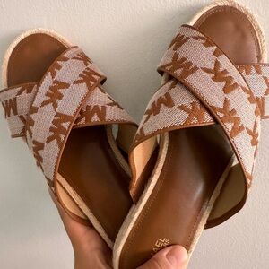 Never worn Michael Kors Sandals size 8
